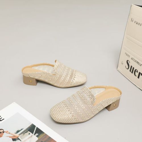 Breathable hollow leather shoes