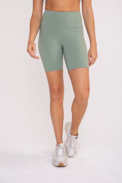 MONO B Newport Essential Performance Highwaist Short