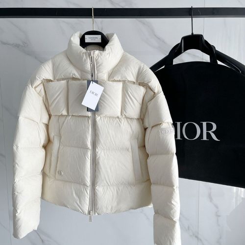 DIOR MEN 2025秋冬 立領羽绒パンツジャケット 大人の上品な雰囲気をまとう 冬の必須アイテム