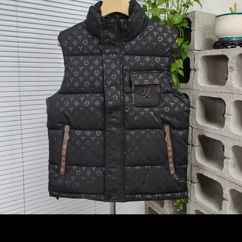 LV メンズ ショート ダウンジャケット ノースリーブデザイン 使いやすい 冬のコーディネート 1位 プリントデザイン