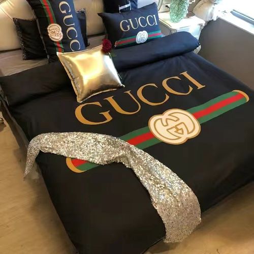 Gucci 掛け布団カバー 枕カーバー シーツ シングル セミダブル  4 点セット ダブル おしゃれ かわいい 花柄 かけ布団カバー 布団カバー 北欧 プリント 軽い 通年 掛けカバー 羽毛布団カバー 柔らかい 洗える 来客用 新居 買得 复制