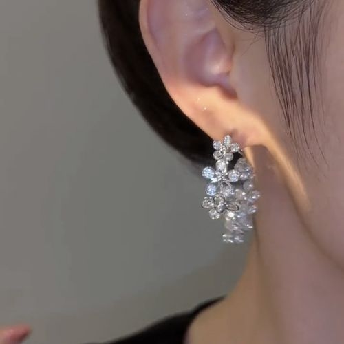 Luxury-inspired full-diamond floral earrings