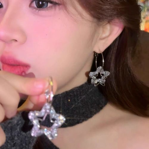 Fashionable Sweet & Edgy Diamond-Studded Geometric Star Hoop Earrings and Five-Pointed Star Earrings: Versatile, Stylish Earrings