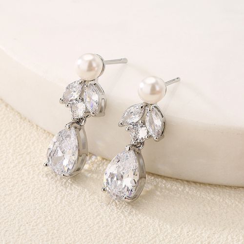 Elegant Luxury Pearl-Studded Zircon Jewelry Set Fashionable Classic Teardrop Earrings and Necklace
