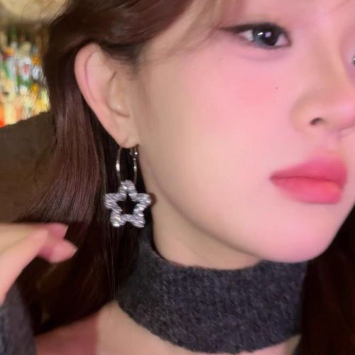 Fashionable Sweet & Edgy Diamond-Studded Geometric Star Hoop Earrings and Five-Pointed Star Earrings: Versatile, Stylish Earrings