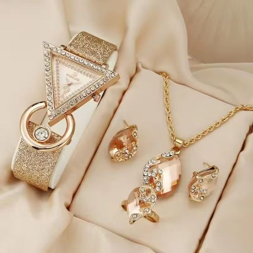 Inverted triangle diamond-set frosted leather women's quartz watch, casual, simple and unique peacock jewelry set
