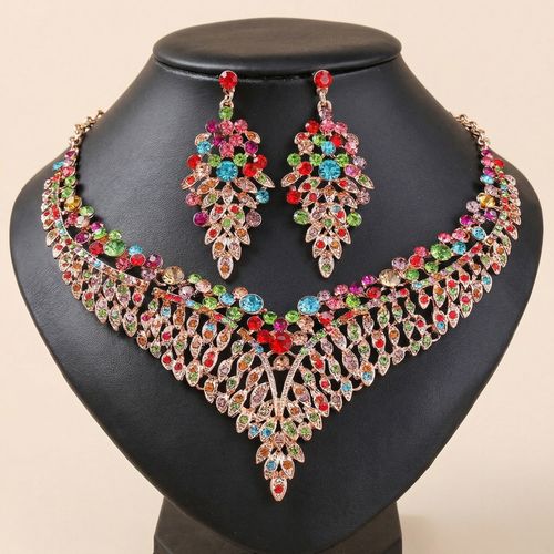 Alloy clavicle chain, elegant and courtly style, crystal gemstone short necklace and earring set