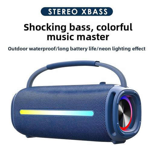 New solar-powered Bluetoothspeaker with shoulder strap,portable karaoke sound system,flashlight and outdoor singingspeaker.