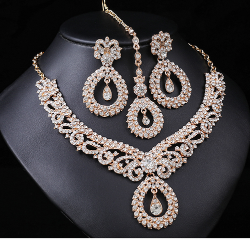 Luxury vintage women's necklace set, luxury crystal evening wear accessories, choker-style three-piece set