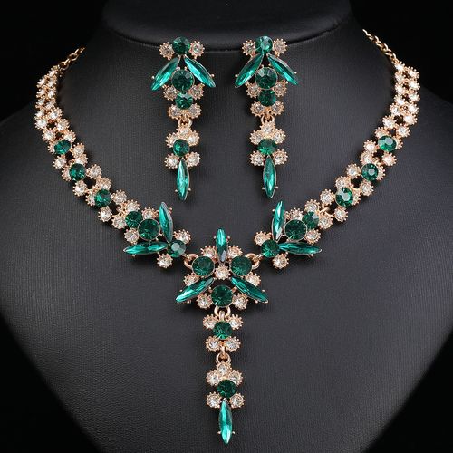Green Leaf Necklace Set: Stylish and High-End Crystal Wedding Dress Jewelry