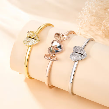 Personalized Heart Angel Wing Photo Bracelet – A Meaningful Keepsake Gift For Mum, Wife & Loved Ones
