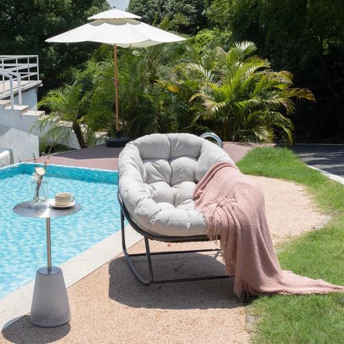 Outdoor Lounge Chair