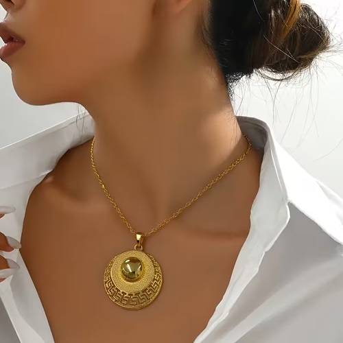 Exquisite Gold Greek Key Pendant & Earring Set – Timeless Elegance