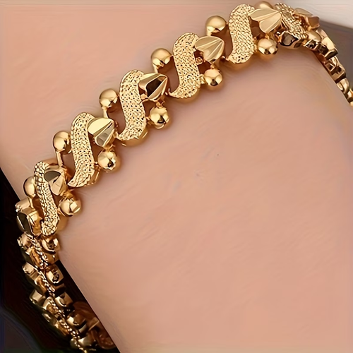 A Heart-Shaped Ballet Style Gold-Plated Women'S Bracelet, Perfect for Weddings And Engagements, Featuring Exquisite Luxury Jewelry Suitable for Everyday Wear