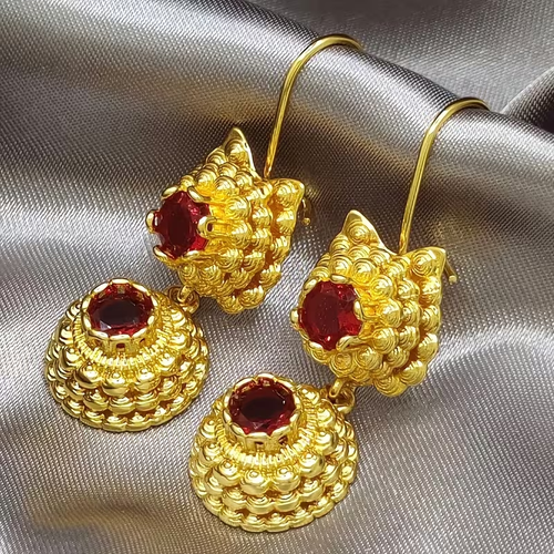 Earrings Adorned with Plating And Rhinestones, Embodying Traditional Middle Eastern Design, Perfect for Weddings And Celebrations, an Exquisite Gift for Brides