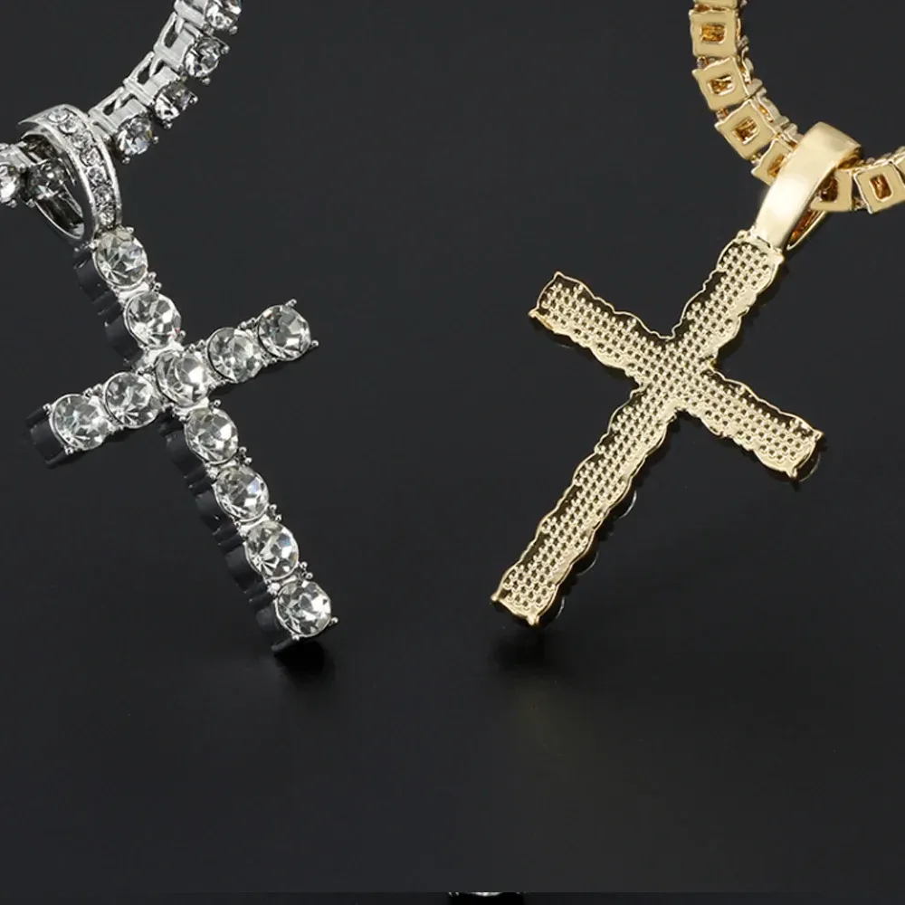 Diamond Embedded Cross Pendant Necklace Single Row Chain Unisex Fashion Jewelry Zinc Alloy Drill Pendants Accessories