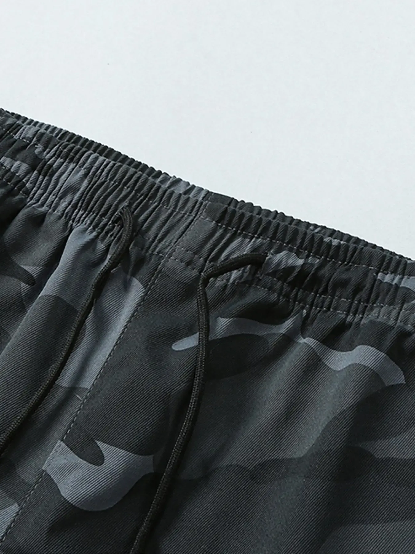 Men's Plain Sports and Casual Trousers with Drawstring Elastic Waist, Camouflage, with Pockets, Suitable for Outdoor Camping, Hiking and Mountaineering, Exercise and Fitness