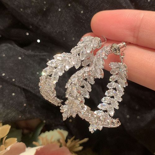 Heart-shaped earrings