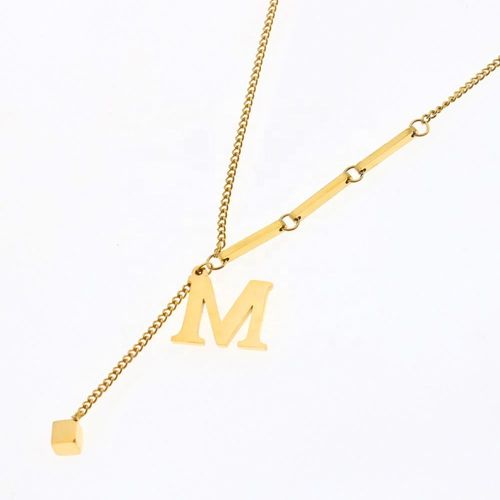 Simplified small square tassel pendant with gold collarbone chain in English letters