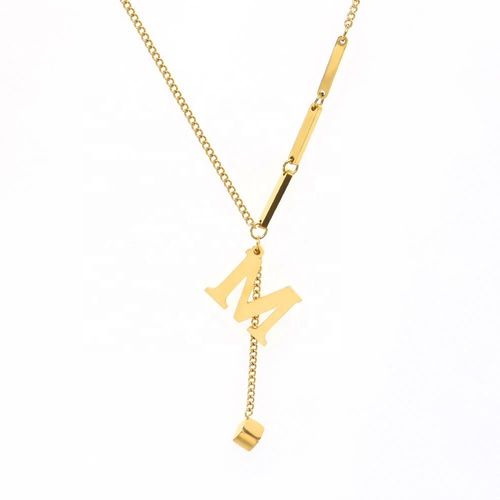 Simplified small square tassel pendant with gold collarbone chain in English letters