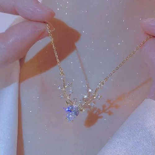 Yilu has your little elk pendant necklace, internet famous, popular, high-end, stylish, collarbone chain