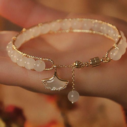 Imitation natural white jade bead bracelet for women, round ginkgo leaf pendant, handmade bead crystal bracelet for women