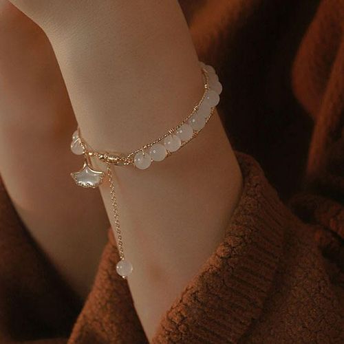 Imitation natural white jade bead bracelet for women, round ginkgo leaf pendant, handmade bead crystal bracelet for women