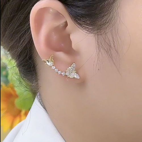 Niche design, exquisite and gentle, versatile Zircon butterfly ear stud earrings, unique and high-end, fashionable ear stud earrings for women