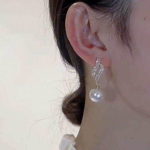 Elegant pearl earrings, light luxury style earrings, multi-functional women's earrings
