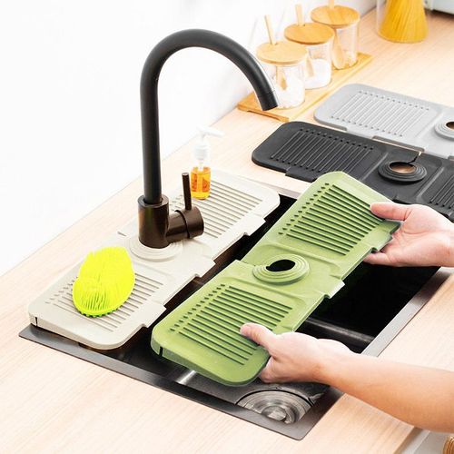 New Design Kitchen Bathroom Faucet Water Catcher Absorbent Pad Splash Plate Foldable Reusable Silicone Faucet Drain Pad