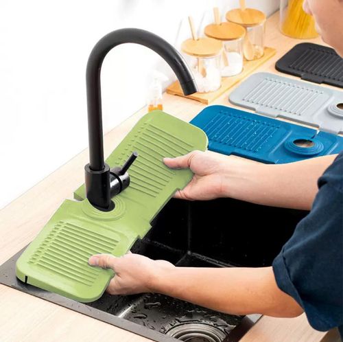 New Design Kitchen Bathroom Faucet Water Catcher Absorbent Pad Splash Plate Foldable Reusable Silicone Faucet Drain Pad