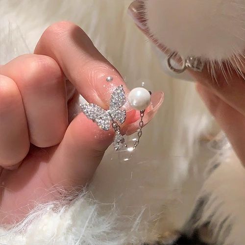 Spring and summer zirconium butterfly pearl chain open ring for women, light luxury and high-end style index finger ring, niche design ring