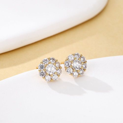 Round Floral Silver Stud Earrings for Women, Inlaid with Cubic Zirconia, Ultra-Sparkling Full-Diamond Petal Earrings, Light Luxury