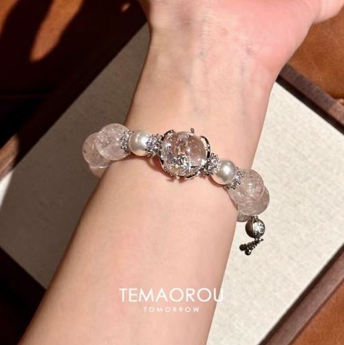 White moonlight flower design niche bracelet butterfly bracelet high-end design sweet set cool light luxury white hand jewelry