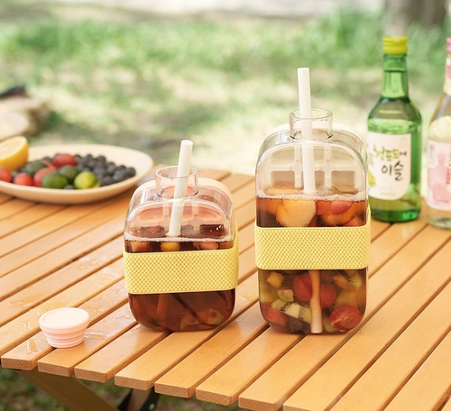 Ice cube bottle, 2025 upgrade, 2-in-1 touch-free ice cube tray water bottle, easy to carry, juice, coffee and other beverages. (Green)