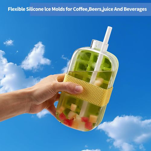 Ice cube bottle, 2025 upgrade, 2-in-1 touch-free ice cube tray water bottle, easy to carry, juice, coffee and other beverages. (Green)