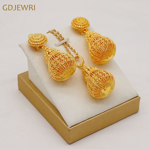 Copper plated 24K gold hollow earrings necklace pendant set Dubai ladies bridal wedding accessories