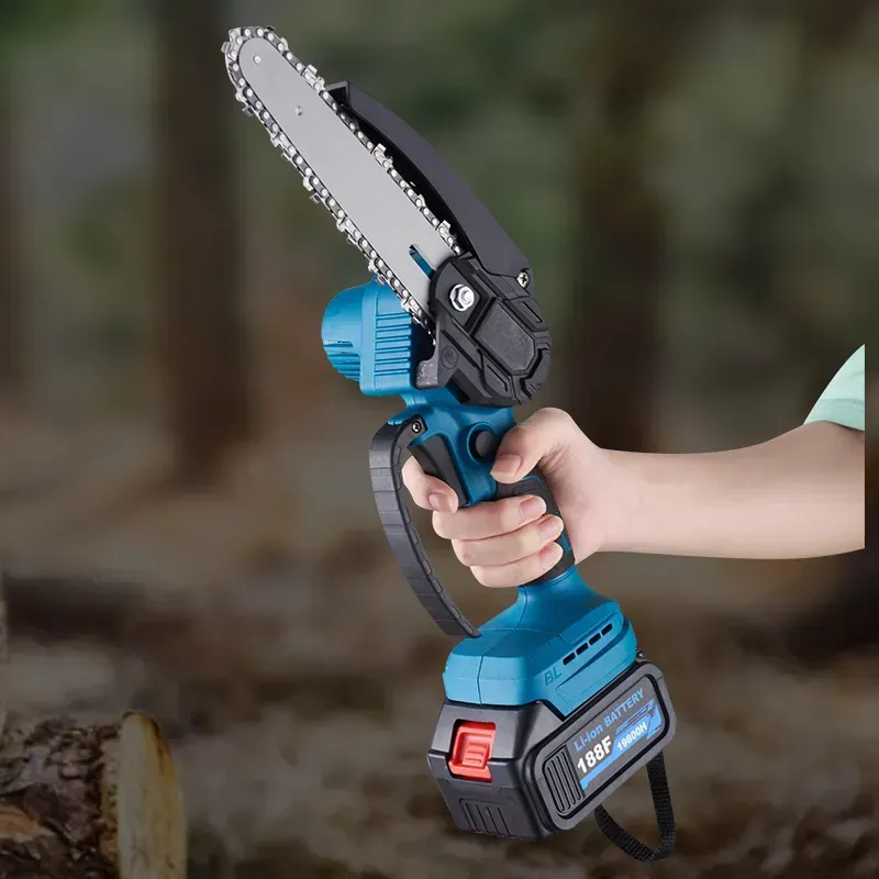 Rechargeable portable electric saw