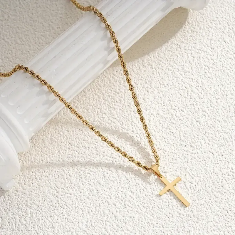 51Cross Pendant Twist Chain Necklace