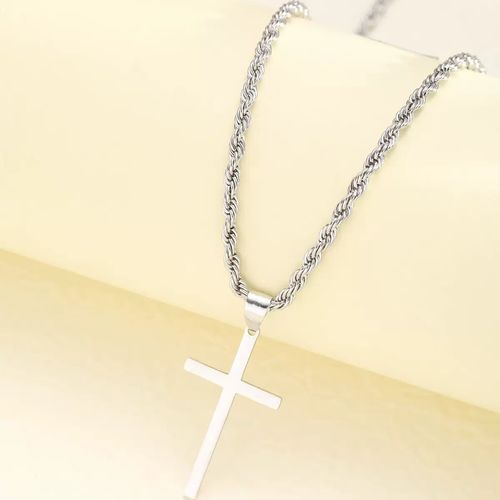 51Cross Pendant Twist Chain Necklace