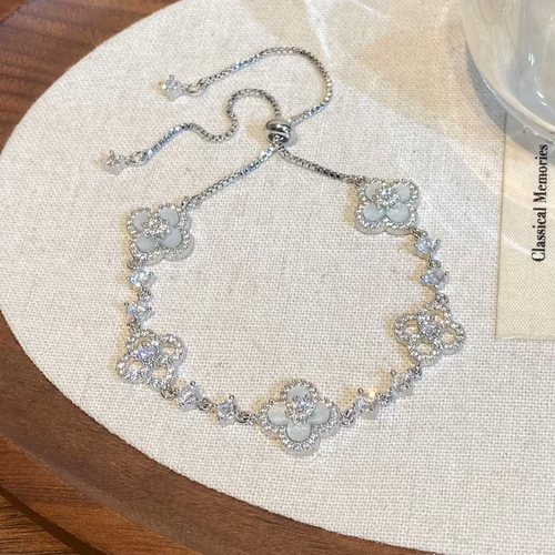 Sweet Sakura High-End Luxury Four-leaf Clover for Bracelet Micro-Infused Zircon Hollow Middle Pink Fritillary Fashion Bracelet