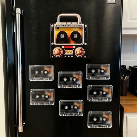 Personalized fridge magnet in the form of a retro cassette with music playback function