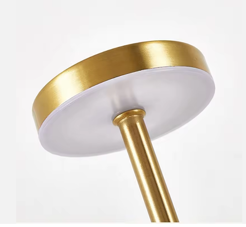 High Quality of the Touch Led Charging Portable Metal LED Cordless Lamp Stepless Dimming Rechargeable Touch Control.