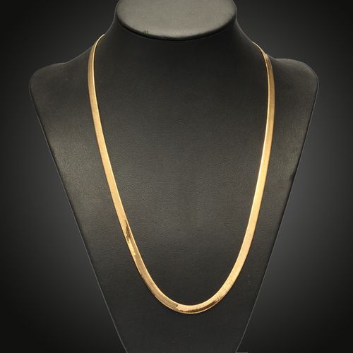 Colar osso de cobra em formato de lâmina banhado a ouro 18K, colar de cobra plano para usar em camadas, joia banhada a ouro