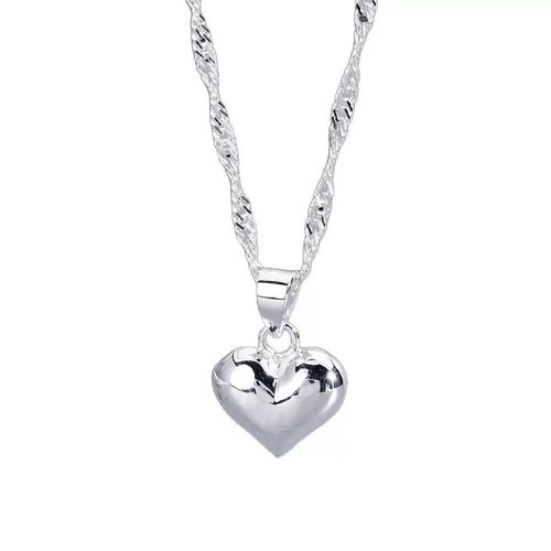 Stylish and versatile silver-plated bamboo chain necklace with heart-shaped pendant jewelry