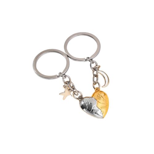 (2pcs 1set)Magnetic Heart Keychain - Forever Love Star and Moon Keychain Perfect Gift for couples and family