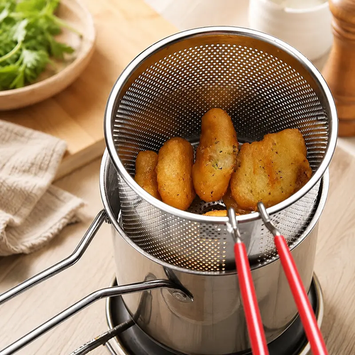 Stainless Steel Deep Fryer Set - 5.12*4.72in 1-Person Mini Pot with Fry Pot, Filter Basket & Food Clip, Rust-Resistant Portable Cookware for Home Kitchen Chips, Chicken Wings