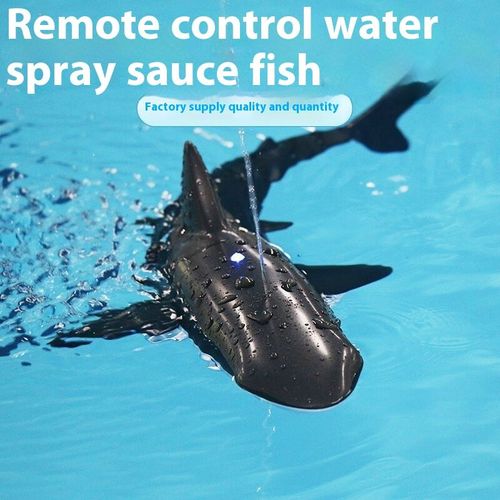 New 2.4G remote control simulated shark shape electric remote control boat toy with water spray for water play