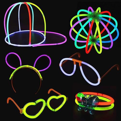 100 Pcs of 8in Glow Sticks Party Pack
