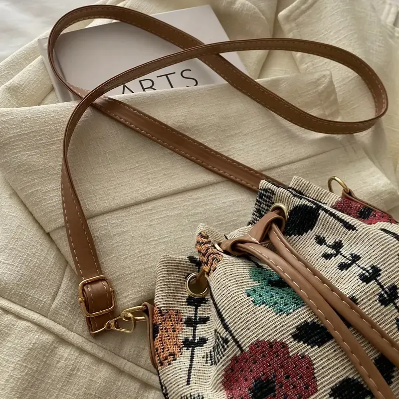 Elegant Mini Crossbody Bucket Bag
